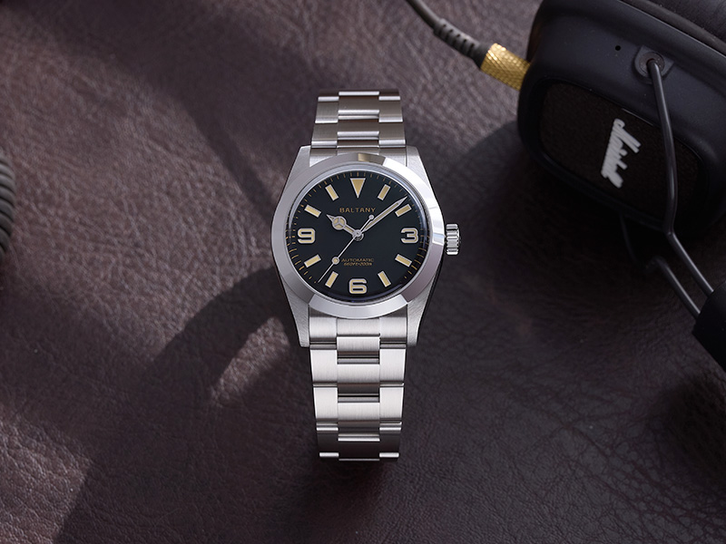 Classic black Explorer watches